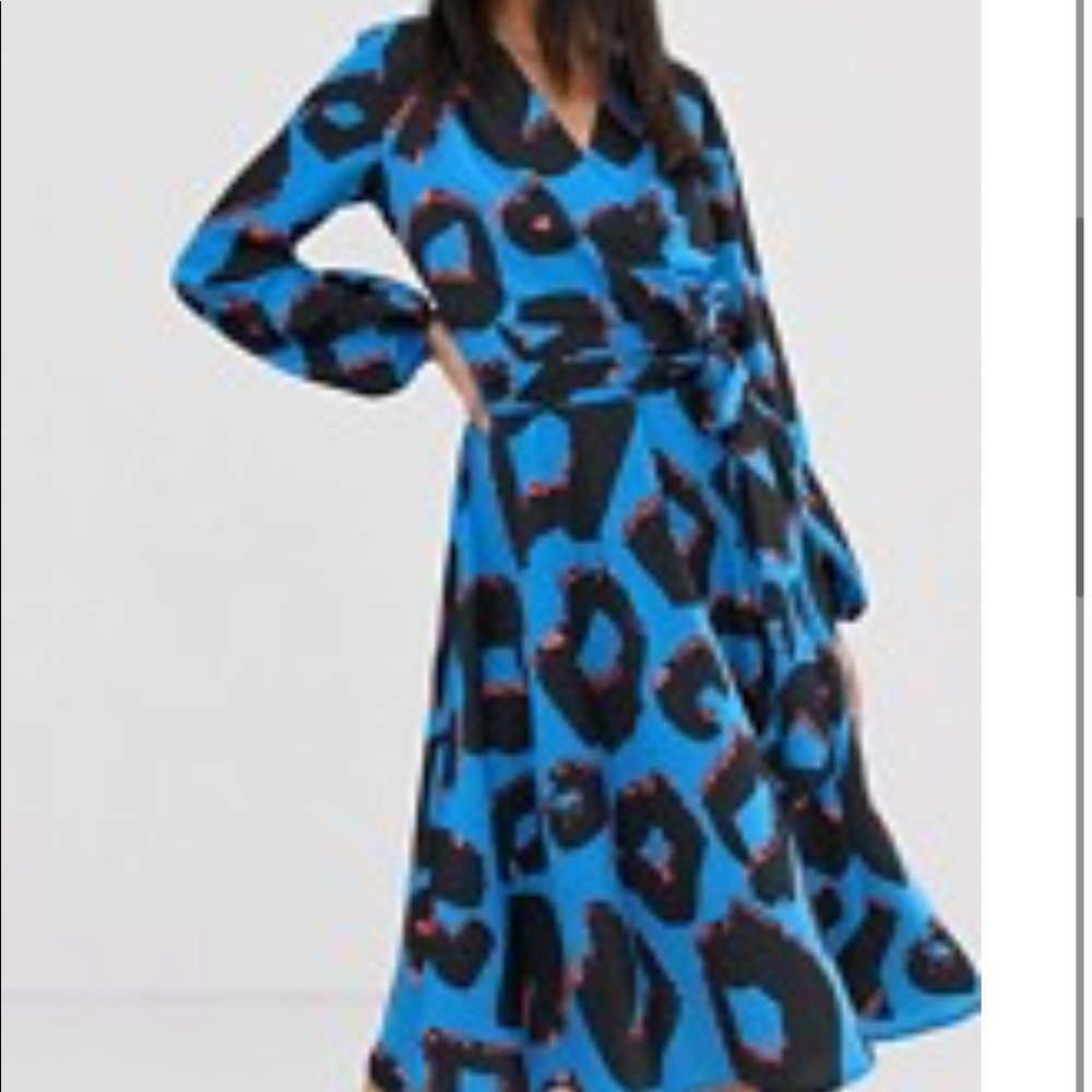 ASOS size 8 worn once dress so flattering on